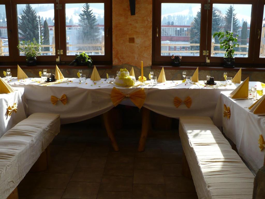 Penzion Oravsky Zrub Nižná Esterno foto